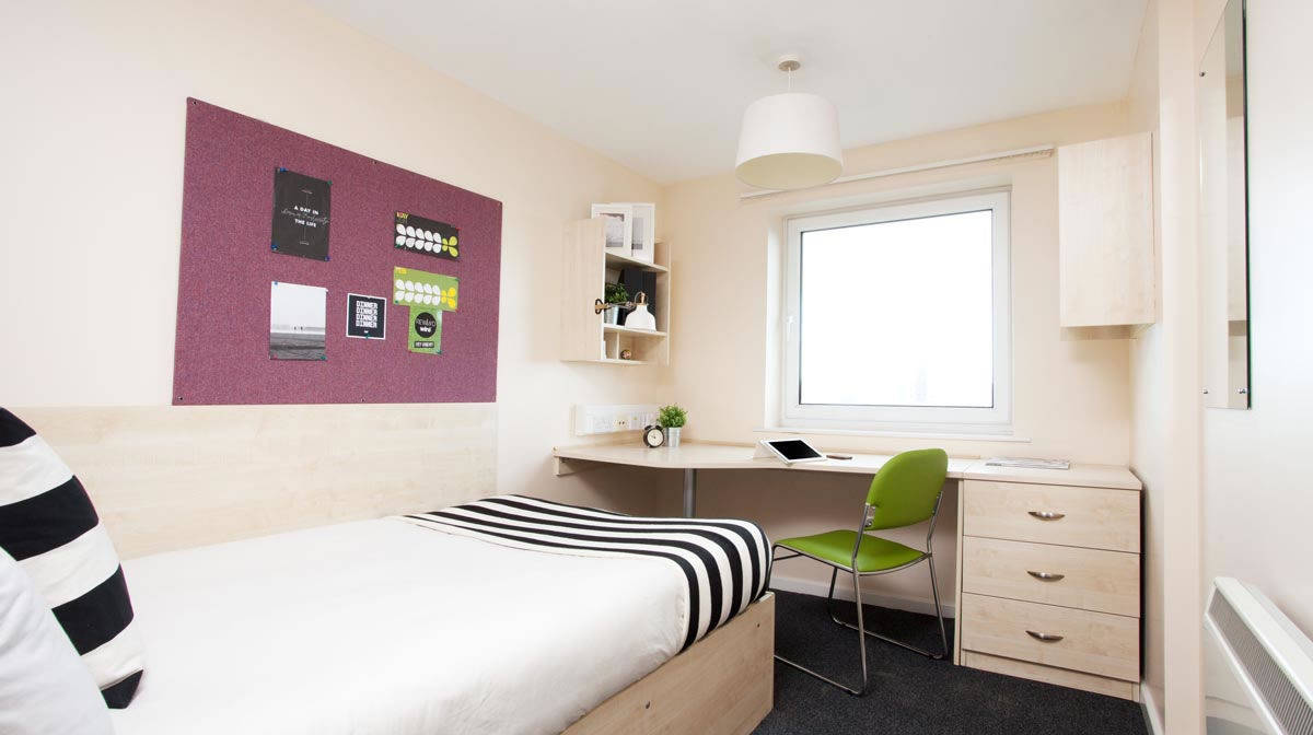 Leeds Residence Accommodation - Bedroom