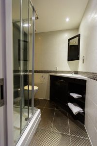 Oxford Circus residence - Gold & Gold Plus Studio