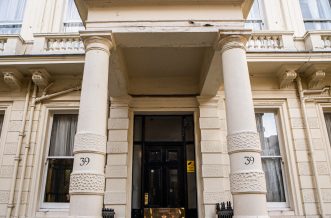 Hyde Park residence (Lancaster Gate) – Entrance – student accommodation in London